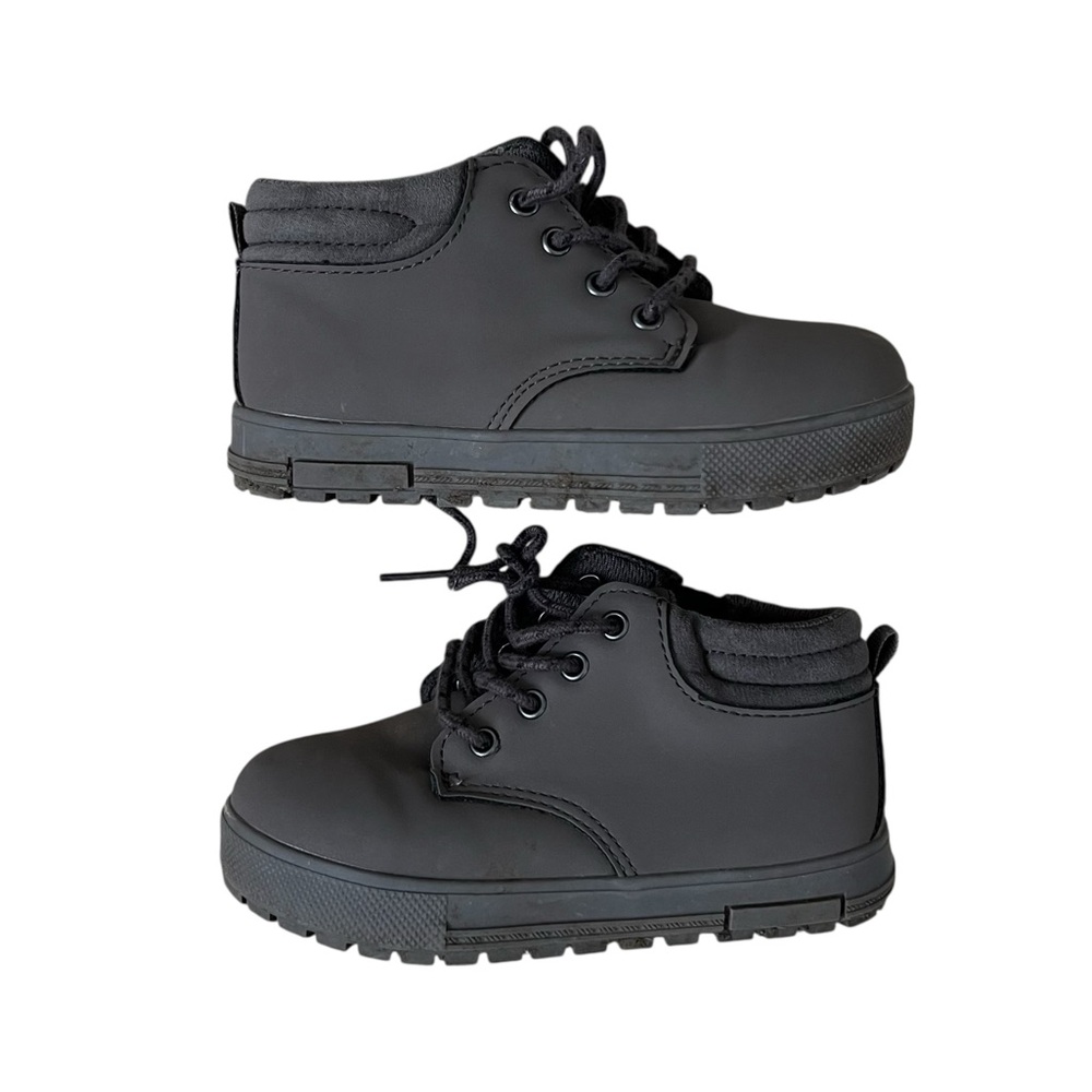 Baby Gap Boys Boots with Interior Zipper Closure